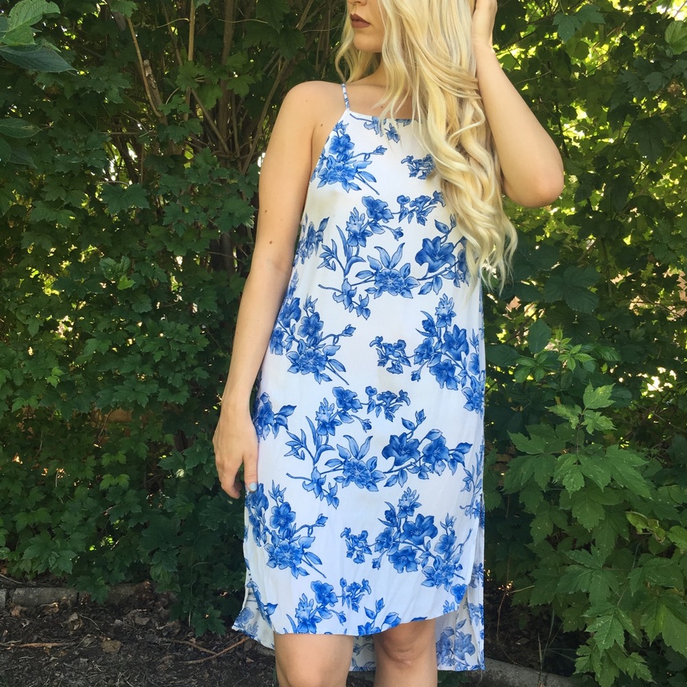 Blue Floral Shift Slit Dress